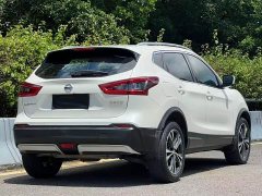 Nissan 2.0L CVT XV PremLuxury Edition - фото 16