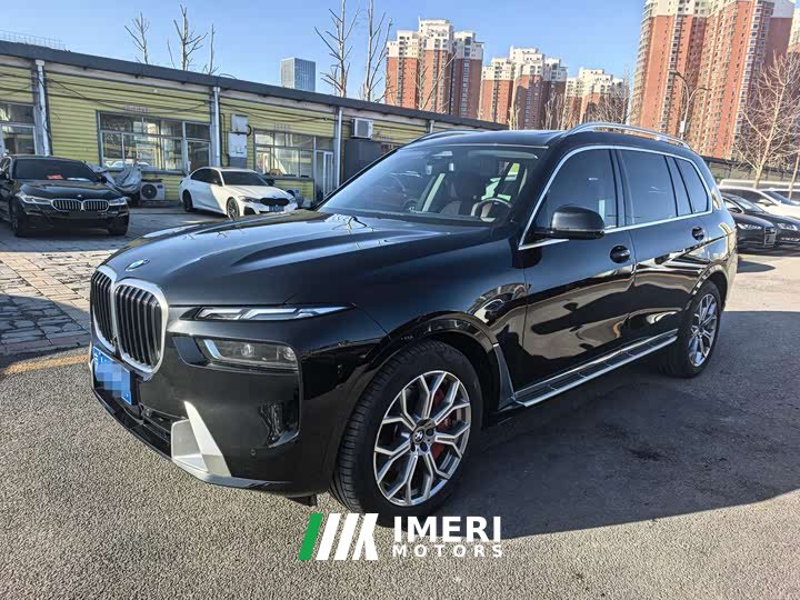 BMW X7 2023 xDrive40i Luxury Package - автомобиль из Китая