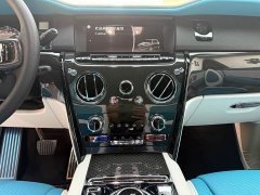 Rolls-Royce Cullinan Black Badge - фото 15