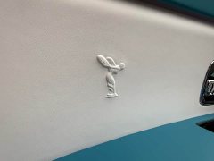 Rolls-Royce Cullinan Black Badge - фото 18