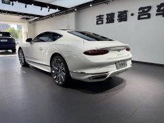 Bentley Continental GT Mulliner Plug-in Hybrid - фото 4
