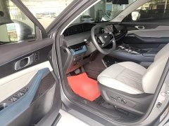 Changan UNI-K iDD 130km 1.5T Premium Version - фото 16