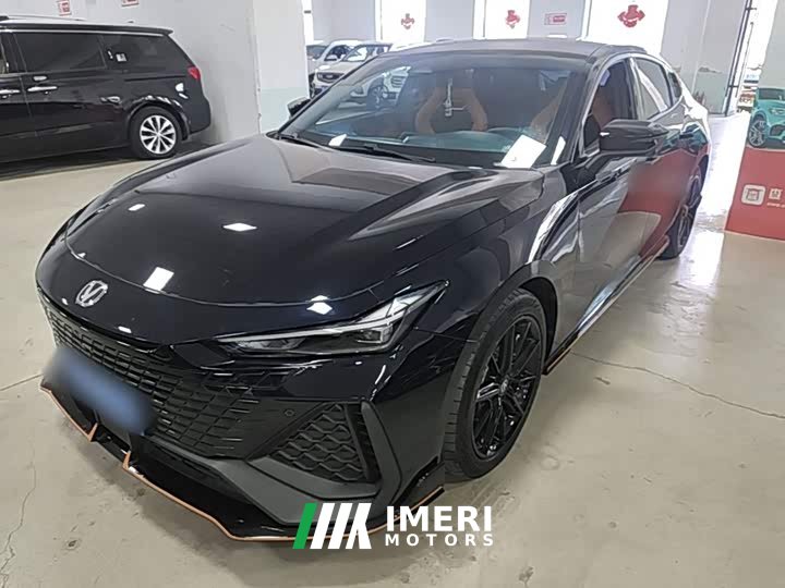 Changan UNI-V 2.0T Edition - автомобиль из Китая