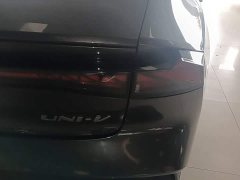 Changan UNI-V 1.5T Deluxe Version - фото 8