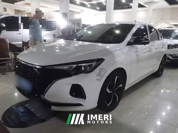 Changan PLUS NE 1.4T GDI DCTFlagship Version - автомобиль из Китая