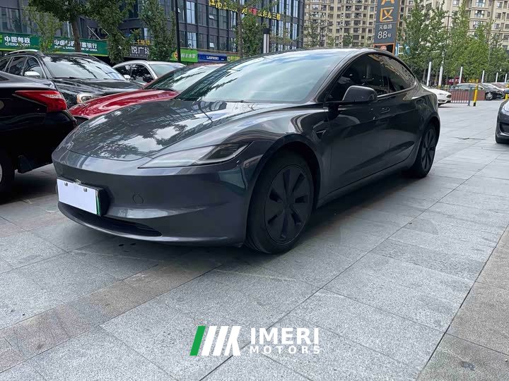 Tesla Model 3 Edition - автомобиль из Китая