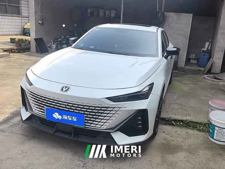 Changan UNI-V iDD 1.5T 113km Version - автомобиль из Китая