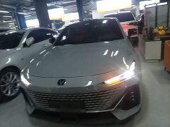 Changan UNI-V 1.5T Premium Version - фото 3