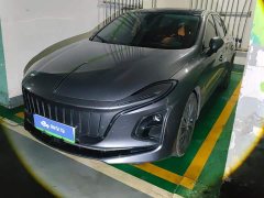 Hongqi E-QM5 620km PLUS - фото 1