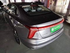 Hongqi H5 PHEV 170 Edition - фото 5