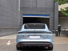 Nio ET5 75kWh - фото 10