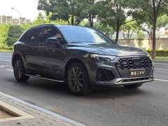 Audi Q5L 45T Version - фото 2