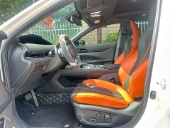 Changan UNI-V 1.5T Premium Version - фото 2