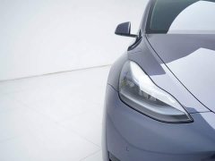 Tesla Model Y Edition - фото 12