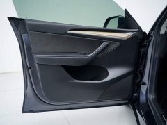 Tesla Model Y Edition - фото 9