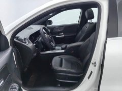 Mercedes-Benz GLA 200 - фото 10