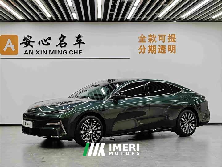 Geely 8 130km EM-P Edition - автомобиль из Китая