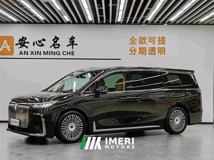 Voyah PHEV AWDFlagship Edition
