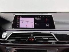 BMW 7 740Li Version M - фото 13