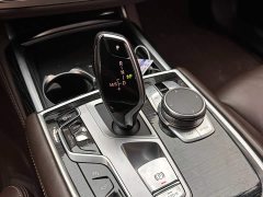 BMW 7 740Li Version M - фото 16