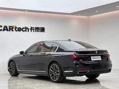 BMW 7 740Li Version M - фото 3