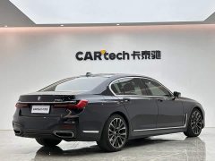 BMW 7 740Li Version M - фото 5