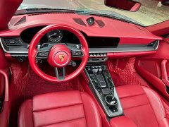 Porsche 911 Targa 4 3.0T - фото 8