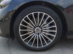 Mercedes-Benz E 300 L Fashion Version - фото 9