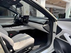 Xiaomi SU7 AWDUltra Long RangeSmart DriveMax Edition - фото 17