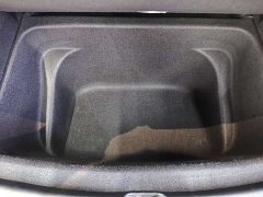 Tesla Model Y Standard Range Edition - фото 12