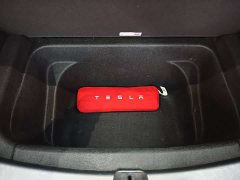 Tesla Model Y Long Range Edition 3D7 - фото 17