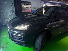 Porsche Cayenne 3.0T - фото 1