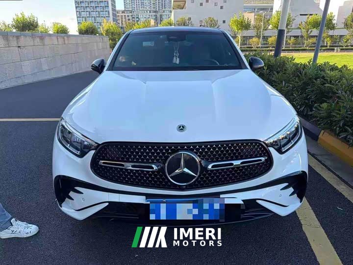 Mercedes-Benz GLC 260 4MATIC SUV - автомобиль из Китая