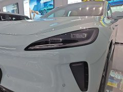 Hongqi H5 EV Pro - фото 18