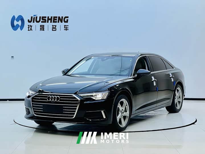 Audi A6L 55 TFSI quattro Deluxe Version - автомобиль из Китая