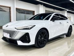 Changan UNI-V 1.5T Premium Version - фото 1