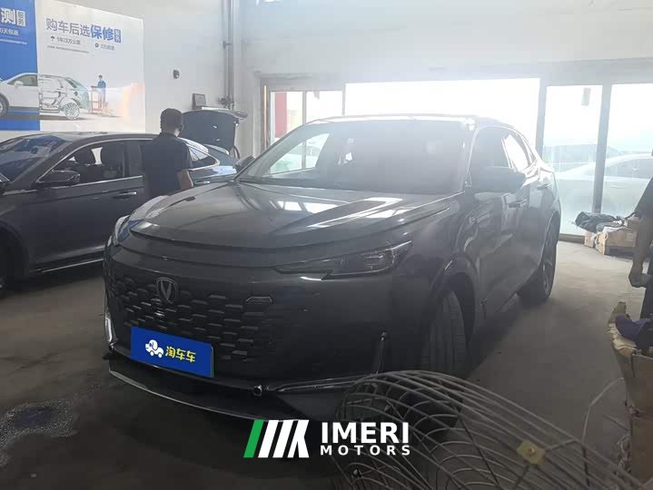 Changan UNI-K iDD 1.5T 135km Version - автомобиль из Китая