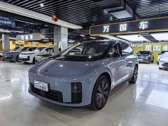 Li Auto i8 Edition - фото 1