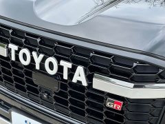 Toyota Land Cruiser (Import) LC300 2022 3.5T GR Sport 70th Anniversary Edition - фото 5