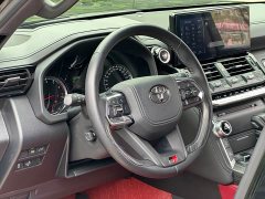 Toyota Land Cruiser (Import) LC300 2022 3.5T GR Sport 70th Anniversary Edition - фото 9