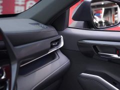 Toyota 2.5L HEVAWDPremium Edition - фото 16
