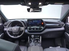 Toyota 2.5L HEVAWDPremium Edition - фото 20
