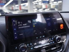 Toyota 2.5L HEVAWDPremium Edition - фото 8