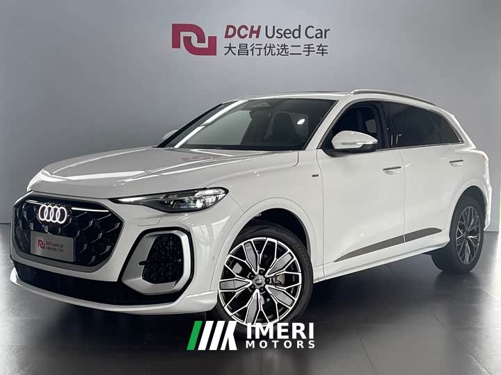 Audi Q5L 2.0T Luxury Version - автомобиль из Китая