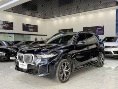 BMW X5 xDrive 30Li Deluxe VersionM - фото 1