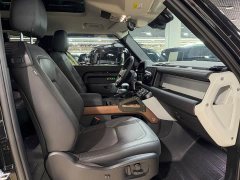 Land Rover 90 2.0T P300 S - фото 8