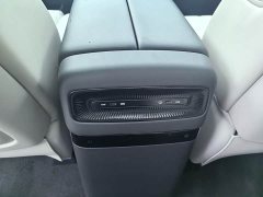 Voyah PHEV AWDFlagship Edition - фото 12