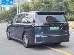 Voyah PHEV AWDFlagship Edition - фото 6