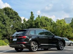 Audi Q7 55 TFSI quattro S line Version - фото 4
