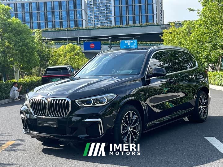 BMW X5 2022 xDrive 30Li Exclusive M Sports Package - автомобиль из Китая